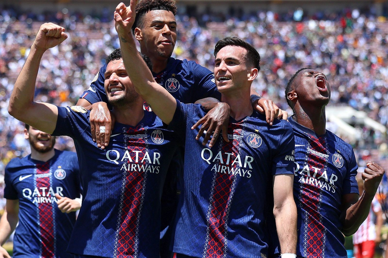 PSG - Đội bóng nhà giàu và giấc mơ Champions League